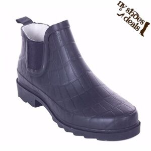 Women Rubber Rain Boots, Black Ankle 5" Garden Booties Rainboots